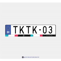 Egyedi TikTok-os rendszámtáblakeret