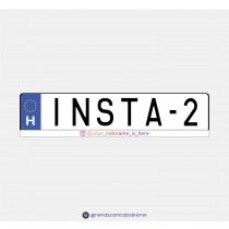 Egyedi Instagramos rendszámtáblakeret