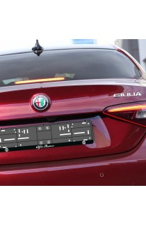 Alfa Romeo logózott egyszínes rendszámtáblakeret